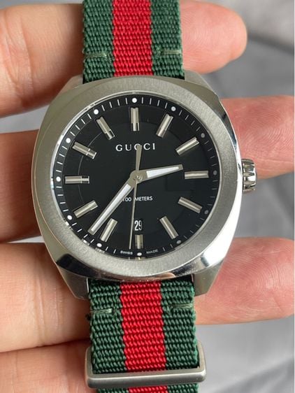 GUCCI GG2570 Blue Dial 40 mm Green and Red Nylon Watch YA142301  รูปที่ 13