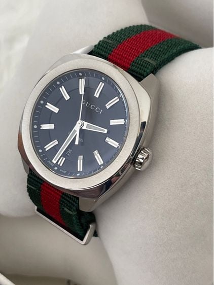GUCCI GG2570 Blue Dial 40 mm Green and Red Nylon Watch YA142301  รูปที่ 6