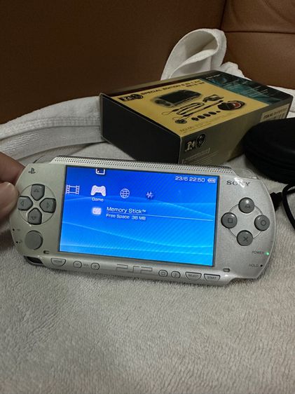 PSP รุ่น 1000 เมมโมรี่ 32 GB มีเกมพร้อมเล่น สภาพดี รูปที่ 9