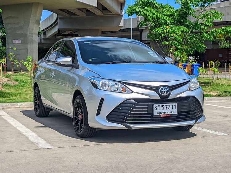 Toyota Vios 2019 1.5 J Sedan เบนซิน ไม่ติดแก๊ส เกียร์อัตโนมัติ เทา