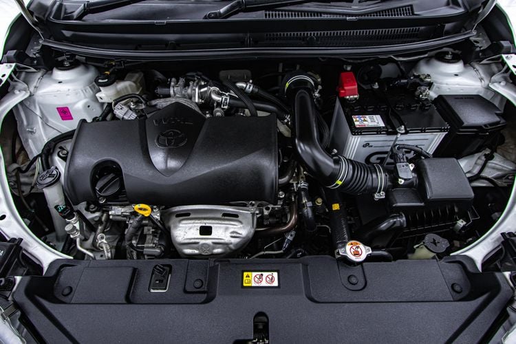 Toyota Yaris ATIV 2021 1.2 Sport Premium Sedan เบนซิน เกียร์อัตโนมัติ ขาว รูปที่ 4