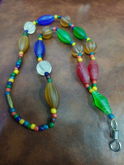 (6035) สร้อยคอลูกปัดเก่า งานใต้