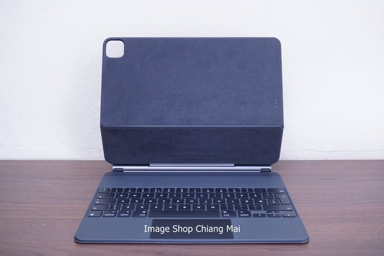 Magic Keyboard for iPad Pro 12.9-inch (Keyboard English ) No Box.