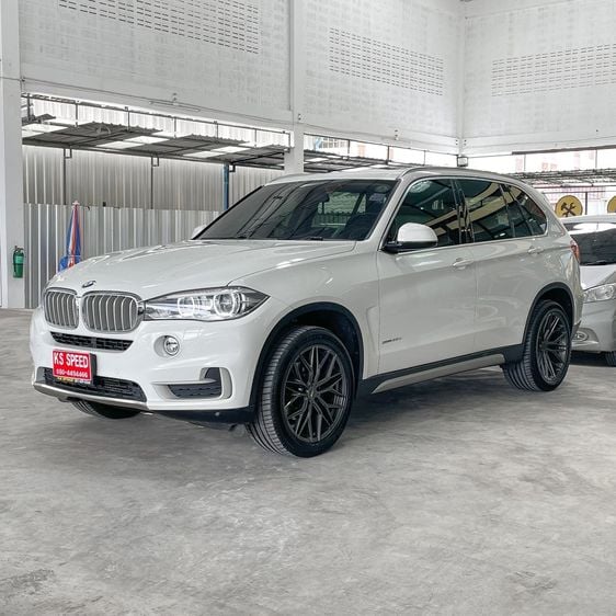 BMW X5 2019 2.0 sDrive25d Utility-car ดีเซล ไม่ติดแก๊ส เกียร์อัตโนมัติ ขาว รูปที่ 3