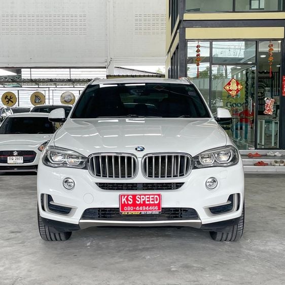 BMW X5 2019 2.0 sDrive25d Utility-car ดีเซล ไม่ติดแก๊ส เกียร์อัตโนมัติ ขาว รูปที่ 2