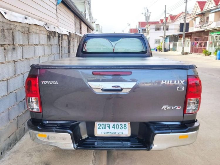 Toyota Hilux Revo 2017 2.4 E Pickup ดีเซล ไม่ติดแก๊ส เกียร์ธรรมดา เทา รูปที่ 3