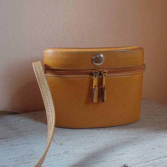 กระเป๋า Loewe แบรนด์แท้ วินเทจ โลโก้เก่าค่ะ