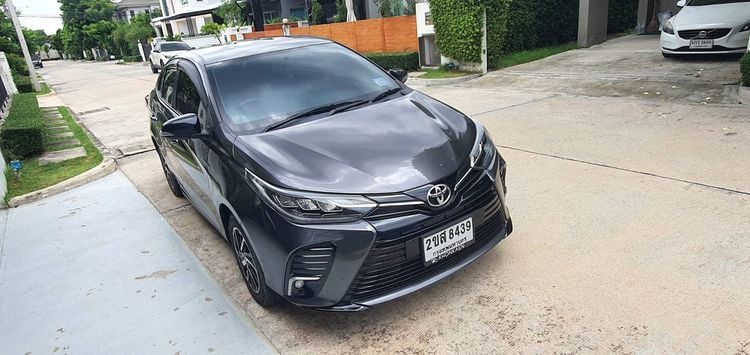 Toyota Yaris ATIV 2022 1.2 Sport Sedan เบนซิน ไม่ติดแก๊ส เกียร์อัตโนมัติ เทา