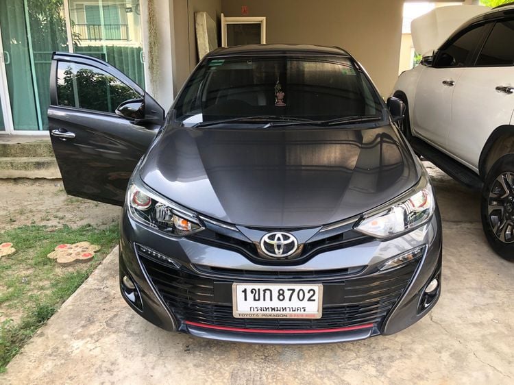 Toyota Yaris ATIV 2020 1.2 High Sedan เบนซิน ไม่ติดแก๊ส เกียร์อัตโนมัติ เทา
