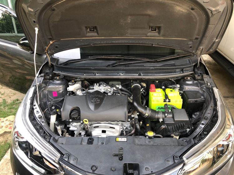 Toyota Yaris ATIV 2020 1.2 High Sedan เบนซิน ไม่ติดแก๊ส เกียร์อัตโนมัติ เทา รูปที่ 2