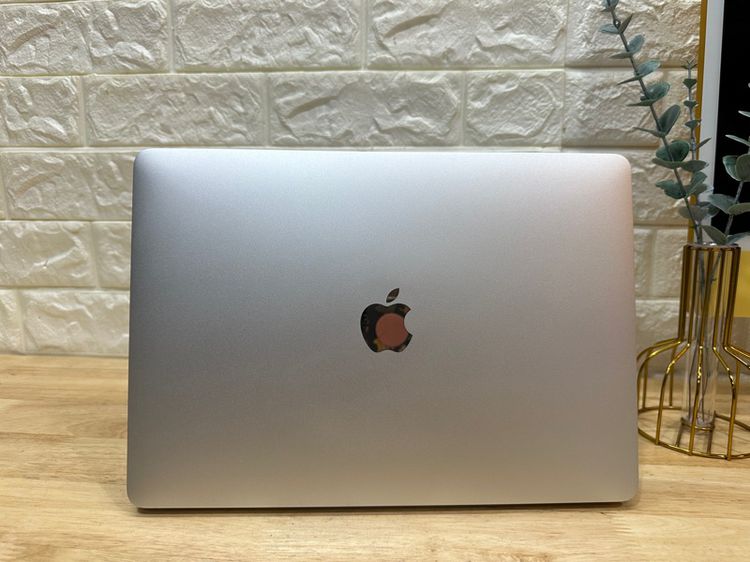 MacBook Pro (13-inch, 2018,Four Thunderbolt 3 ports) Ram8gb SSD512gb Silver รูปที่ 6