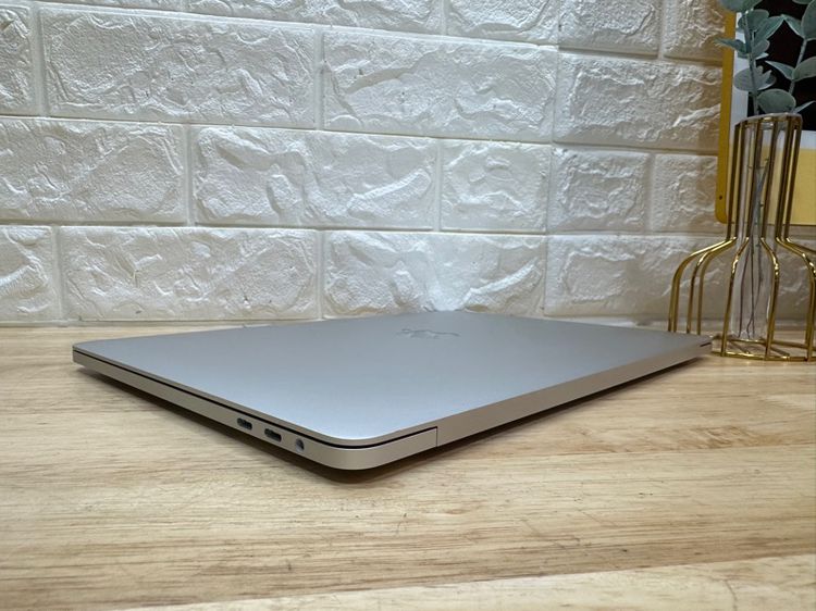 MacBook Pro (13-inch, 2018,Four Thunderbolt 3 ports) Ram8gb SSD512gb Silver รูปที่ 9