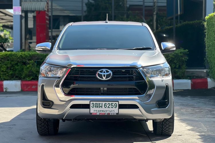 Toyota Hilux Revo 2016 2.4 E Pickup ดีเซล ไม่ติดแก๊ส เกียร์ธรรมดา เทา รูปที่ 2
