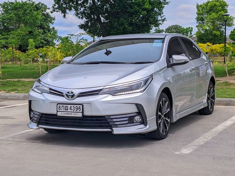Toyota Altis 2019 1.8 Esport Sedan เบนซิน ไม่ติดแก๊ส เกียร์อัตโนมัติ เทา รูปที่ 3