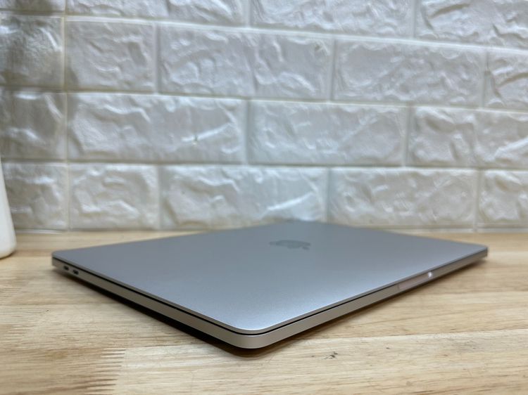 MacBook Pro (13-inch 2018 Four Thunderbolt 3 ports) Ram8gb SSD512gb Silver รูปที่ 5