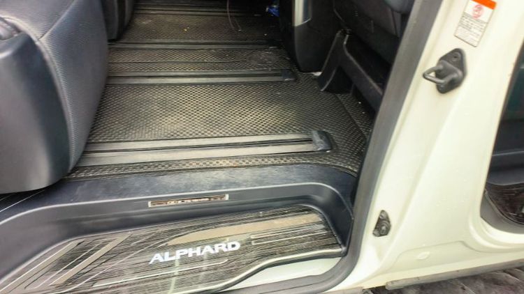 Toyota Alphard 2019 2.5 S C-Package Van เบนซิน เกียร์อัตโนมัติ ขาว รูปที่ 2