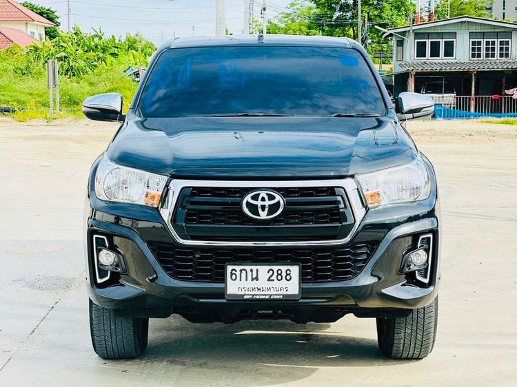 Toyota Hilux Revo 2018 2.4 E Pickup ดีเซล ไม่ติดแก๊ส เกียร์ธรรมดา ดำ รูปที่ 2