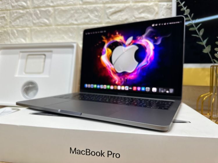 MacBook Pro (13-inch, 2017 Four Thunderbolt 3 ports) Ram8GB SSD256GB SpaceGray รูปที่ 2