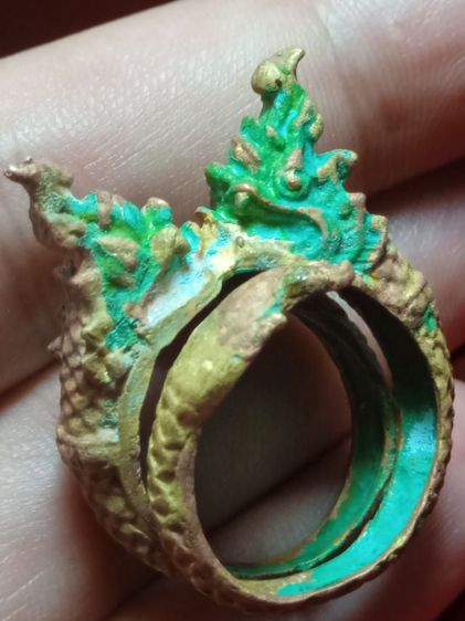 แหวนนาคครับ