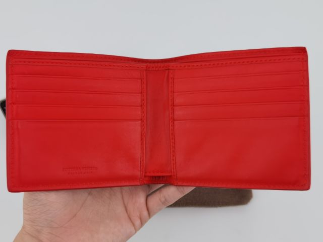 กระเป๋าสตางค์ Bottega Veneta wallet 8 card สีแดงสดมากๆ อุปกรณ์ถุงผ้า รูปที่ 8