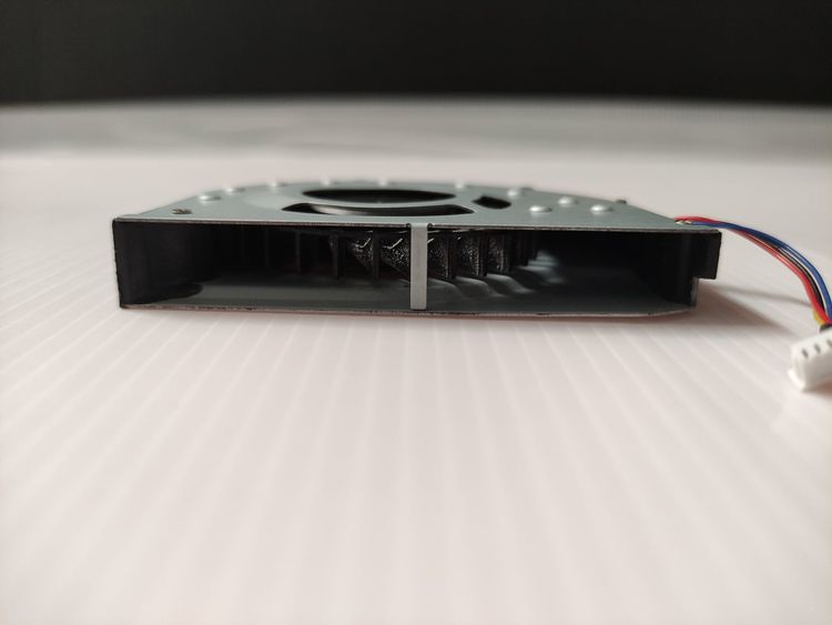 พัดลมโน๊ตบุ๊คระบายความร้อน Lenovo IdeaPad Z500 Z400 P500 Z410 Z510 พร้อมถาดแปลงใส่ HDD-SDD 2.5 SATA รูปที่ 6