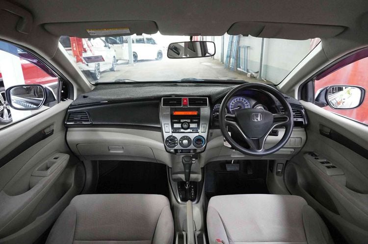 Honda City 2013 1.5 S Sedan เบนซิน เกียร์อัตโนมัติ ดำ รูปที่ 4