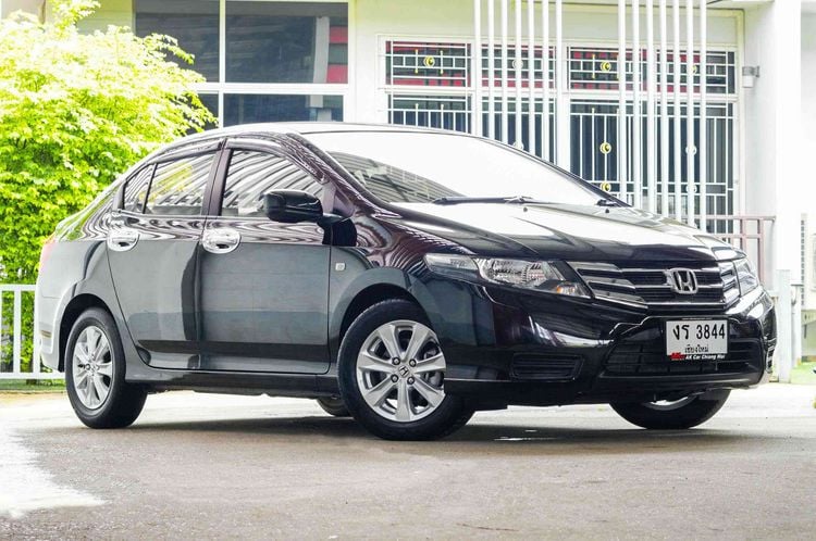 Honda City 2013 1.5 S Sedan เบนซิน เกียร์อัตโนมัติ ดำ รูปที่ 3