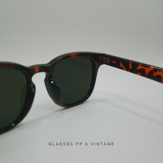 390 บาทส่งฟรี แว่นตากันแดด(กรอบหนา) ป้องกันแสงแดด UV400 พร้อมซองหนังเก็บแว่น+ผ้าเช็คแว่น ครบชุด รูปที่ 5