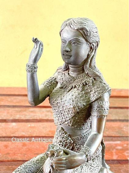 แม่นางกวัก ทองเหลืองโบราณสะสม รูปที่ 3