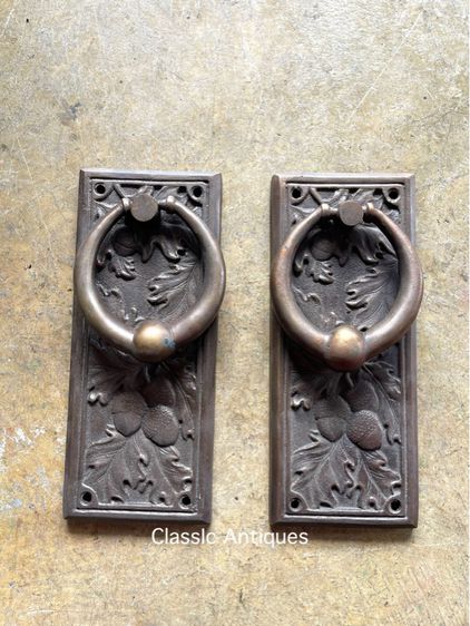 มือจับประตู ทองเหลือง ลายลูกวอลนัทสะสม