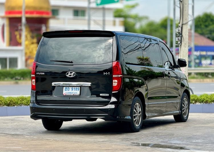 Hyundai H-1  2018 2.5 Elite Plus Van ดีเซล ไม่ติดแก๊ส เกียร์อัตโนมัติ ดำ รูปที่ 4