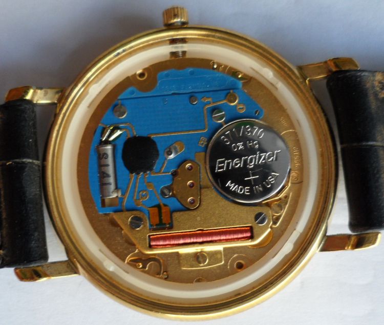 นาฬิกา Boy Size tissot 1853 sapphire crystal     แท้ SWISS MADE มีวันที่ ระบบ Quartz ขนาด36 มิลรวมเม็ด ตัวเรือนทอง 18K GOLD ELECTROPLATED WA รูปที่ 4