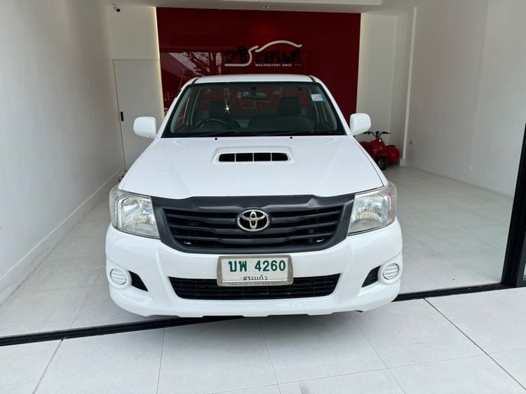 Toyota Hilux Vigo Champ 2015 2.5 J Single Cab Pickup ดีเซล ไม่ติดแก๊ส เกียร์ธรรมดา ขาว รูปที่ 2