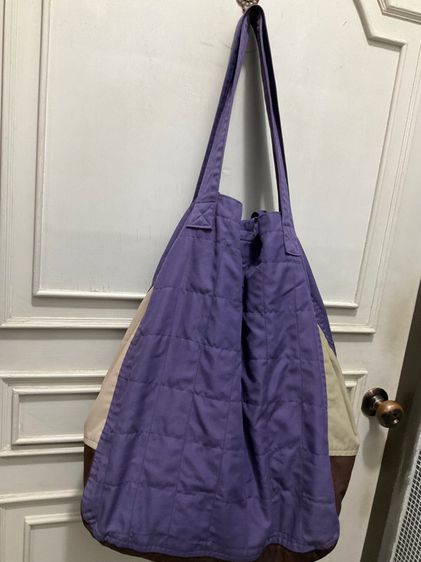 กระเป๋าผ้าใบใหญ่ งานแฮนด์เมค สีม่วง ขนาด 20x48x52 ซม 100 บาท รูปที่ 3
