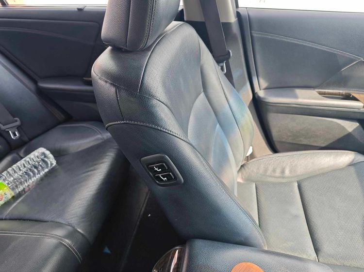 Honda Accord 2015 2.0 EL i-VTEC Sedan เบนซิน ไม่ติดแก๊ส เกียร์อัตโนมัติ ขาว