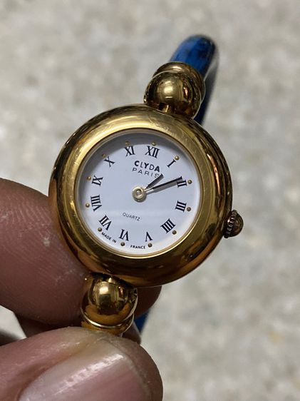 นาฬิกายี่ห้อ CLYDA  ควอทซ์ ฝรั่งเศส แท้มือสอง กำไลทองใหม่กริ้บสวย ข้อมือ 7 นิ้ว ตัดข้อออกได้  1400฿ รูปที่ 3