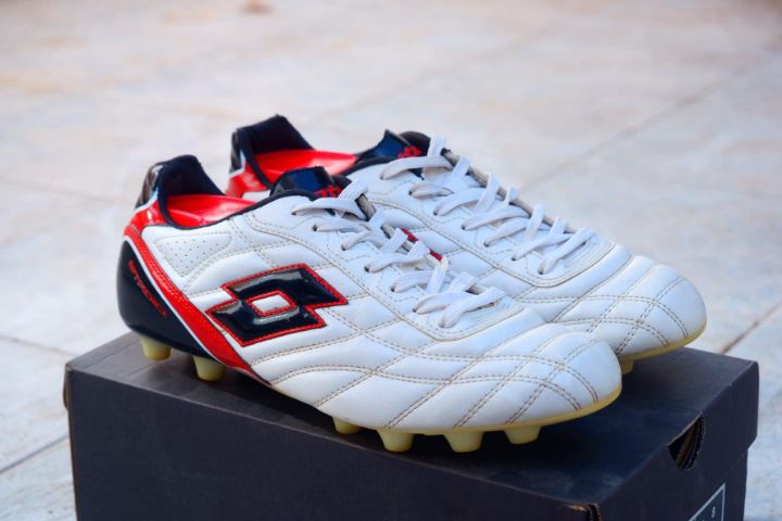 ขายรองเท้าฟุตบอล Lotto รุ่นSTADIO หนังแท้ size 42.5 JP 270 สภาพสวยเหมือนใหม่พื้นหนาเดิมพร้อมใช้งาน รูปที่ 3