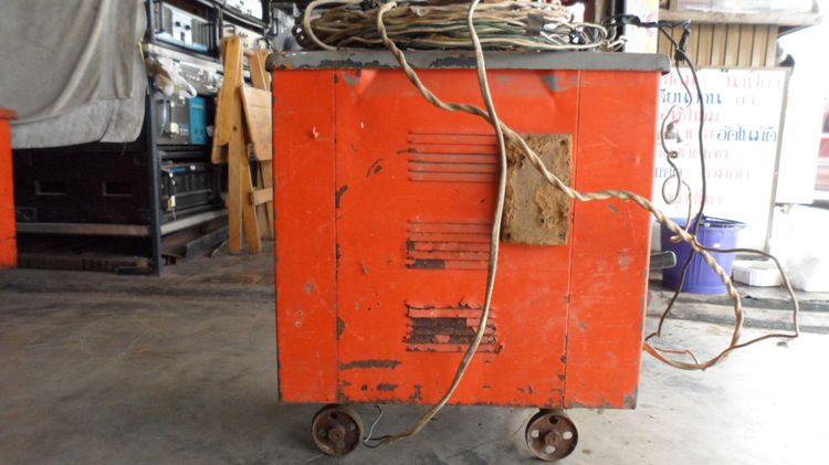 เครื่องเเชื่อมไฟฟ้า Diamond 300 A รูปที่ 6