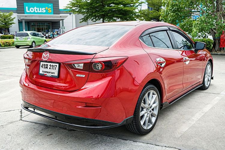 Mazda Mazda3 2017 2.0 S Sedan เบนซิน ไม่ติดแก๊ส เกียร์อัตโนมัติ แดง รูปที่ 3
