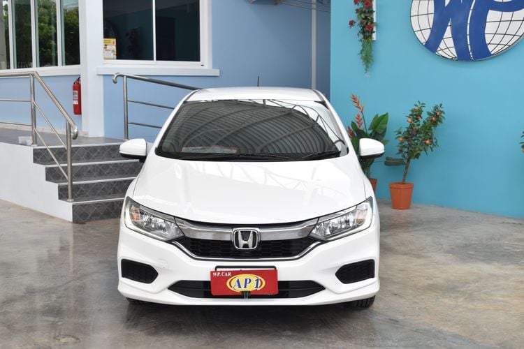 Honda City 2019 1.5 V i-VTEC Sedan เบนซิน เกียร์อัตโนมัติ ขาว รูปที่ 2