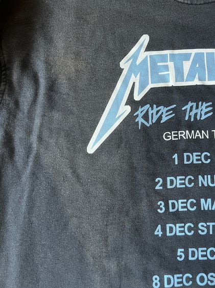 Metallica Ride The Lightning sweater รูปที่ 4