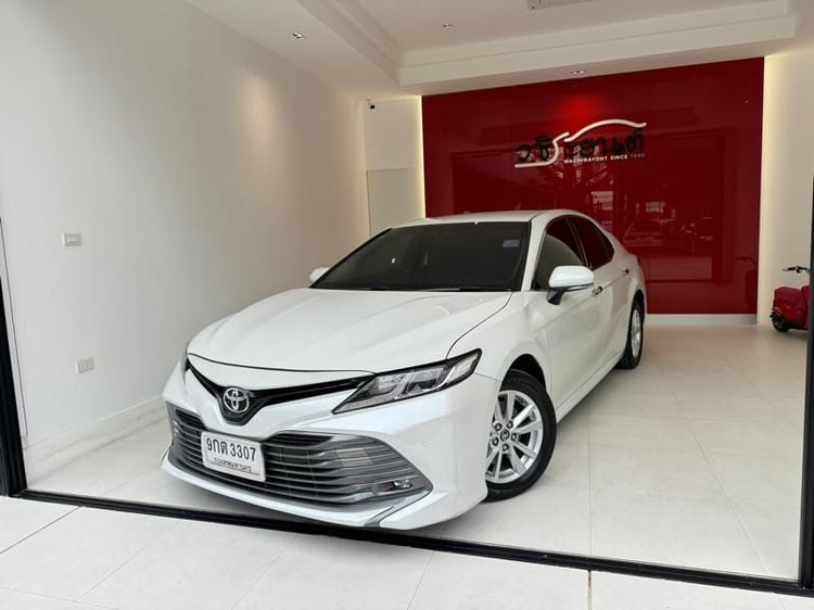Toyota Camry 2.0g at ปี 2019