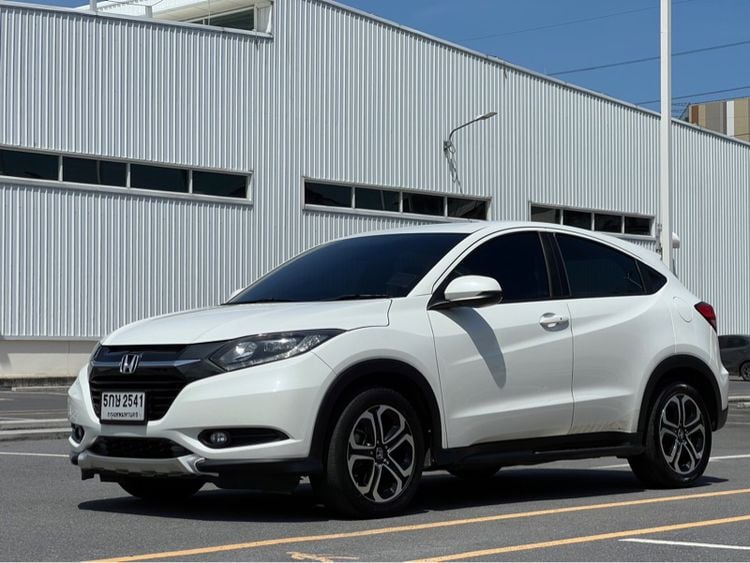 Honda HR-V 2016 1.8 E Van เบนซิน ไม่ติดแก๊ส เกียร์อัตโนมัติ ขาว รูปที่ 2