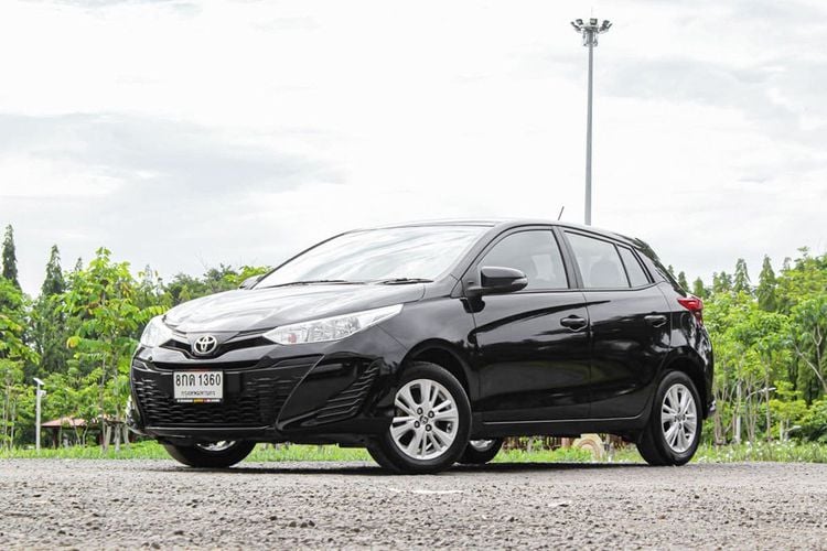 Toyota Yaris 2019 1.2 E Sedan เบนซิน ไม่ติดแก๊ส เกียร์อัตโนมัติ ดำ รูปที่ 1