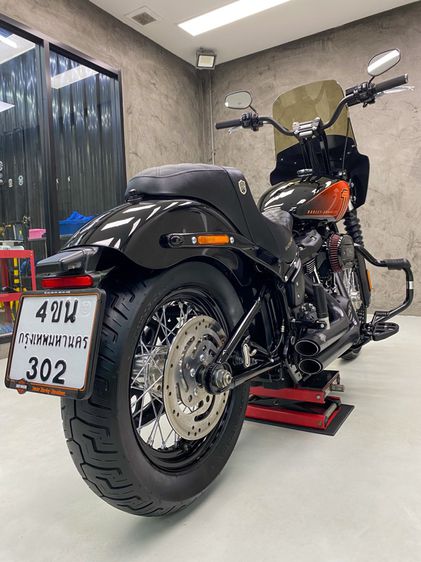 Harley-Davidson Street Bob 114 (2022) รูปที่ 13