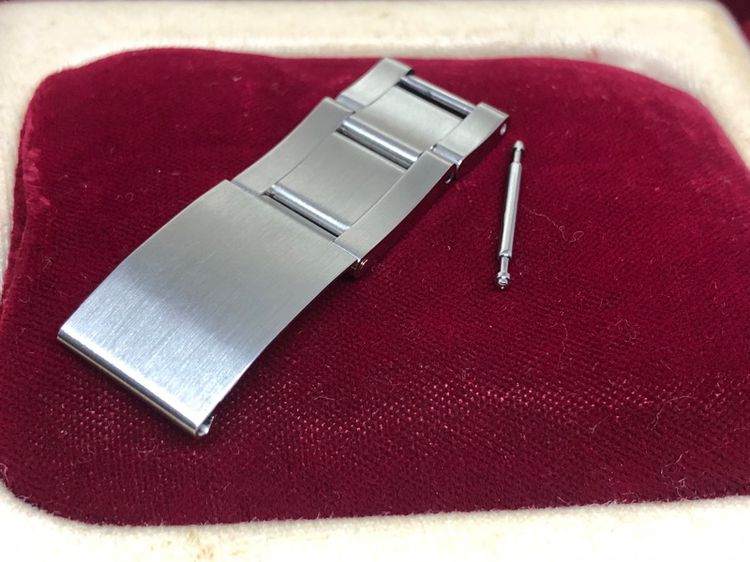 ข้อปลายต่อจากบานพับrolex16610