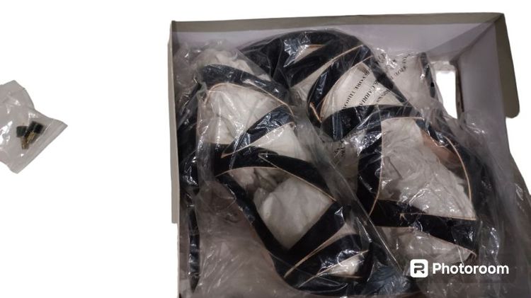 รองเท้าส้นสูง Kurt geiger ส่งฟรี รูปที่ 4