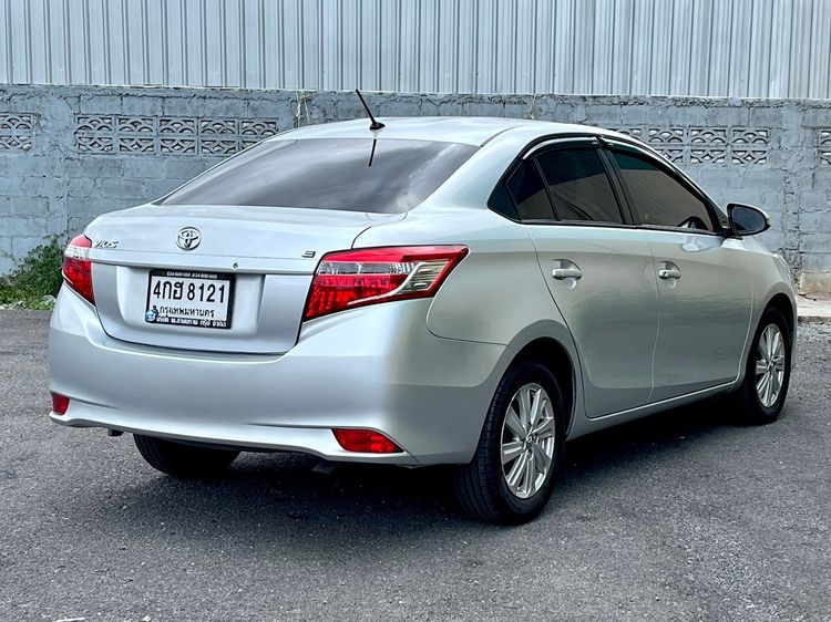 Toyota Vios 2016 1.5 E Sedan เบนซิน ไม่ติดแก๊ส เกียร์อัตโนมัติ บรอนซ์เงิน รูปที่ 4