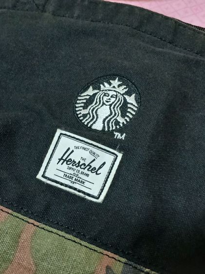 กระเป๋าผ้าแคนวาสลายหทาร Herschel X Starbucks  รูปที่ 3