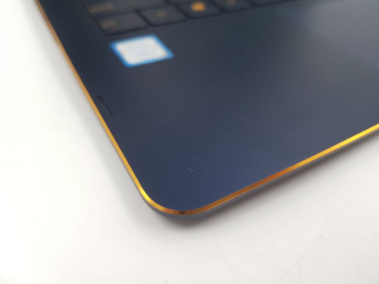 🟦 Asus ZenBook Flip S UX370UA 🟦 ZenBook Flip S สเปคดี ราคาสุดคุ้ม  🟩 จอสัมผัสขนาด 13.3 นิ้ว พับได้ 360 องศา  sRGB 94  รูปที่ 12